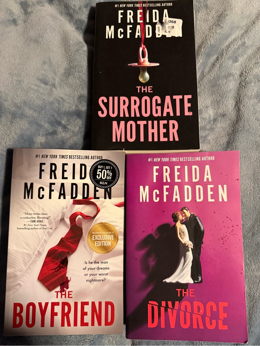 📚FREIDA MCFADDEN~3 lg Paperback Thriller Bundle!